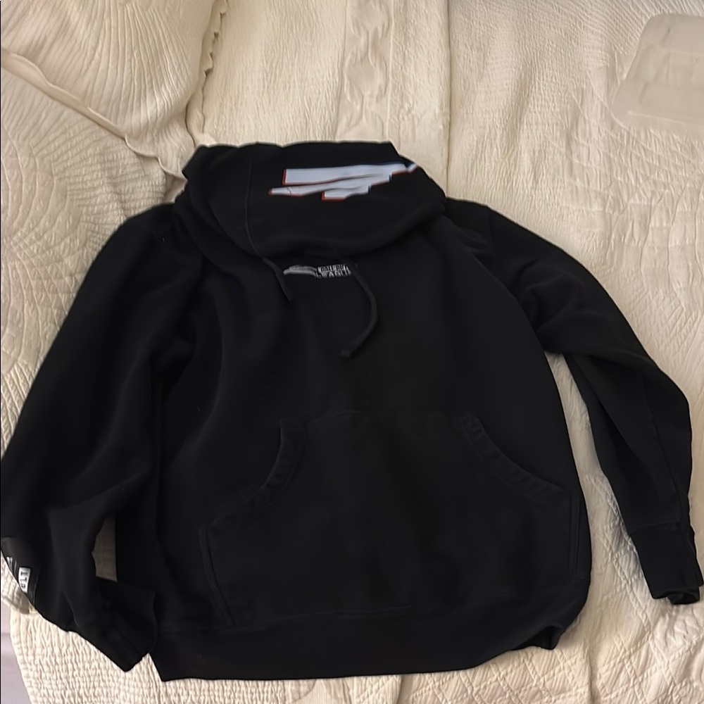 Black Crew Neck Sweatshirt with Ribbed Cuffs